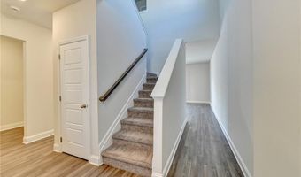 212 Station Overlook Dr, Auburn, GA 30011