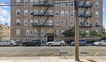 2 S Hartford Ave, Atlantic City, NJ 08401