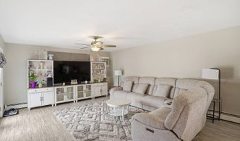 16 Brown St, North Providence, RI 02904