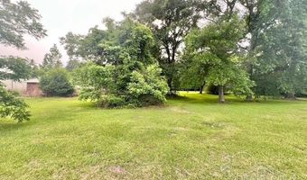 623 N Main St, Atmore, AL 36502