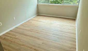 4360 IVYMOUNT Ct 28, Annandale, VA 22003