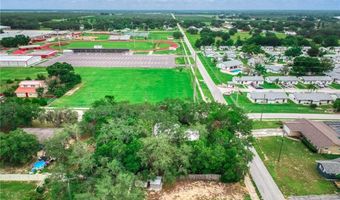 312 S Lotela Ave, Avon Park, FL 33825