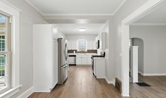 355 W 9th St, Auburn, IN 46706
