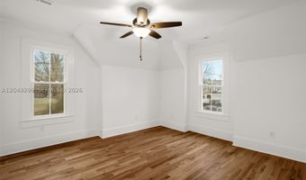 135 Dixon St, Asheboro, NC 27203