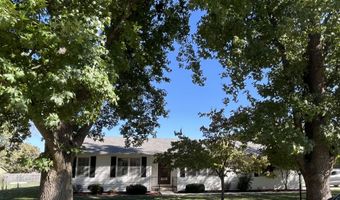 1220 Tyler St, Aurora, MO 65605