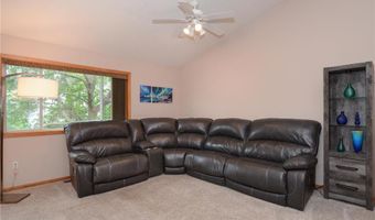 2768 Cutters Grove Cir, Anoka, MN 55303