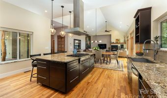 34 Finch Drive 10, Asheville, NC 28804