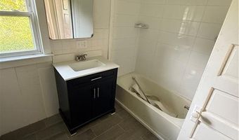 3865 Old Post Rd, Charlestown, RI 02813