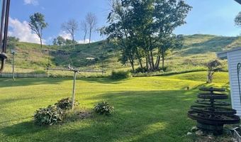 1043 Arenzville Rd, Arenzville, IL 62611