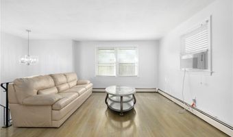 15 Laforge Dr, Coventry, RI 02816