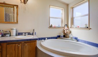 514 EAKIN Rd, Azalea, OR 97410