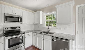 1341 E Cannon Ave, Albemarle, NC 28001
