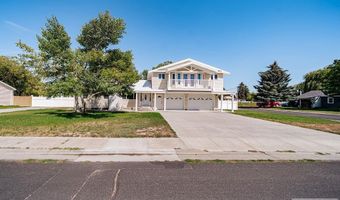 2585 Hillam Ave, Ammon, ID 83406