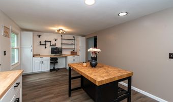 815 Berrywood Ln Ln, Absecon, NJ 08205