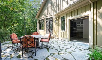 4850 Catamount Trl NE, Ada, MI 49301