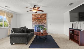 6999 Cowan Ct, Anderson, CA 96007