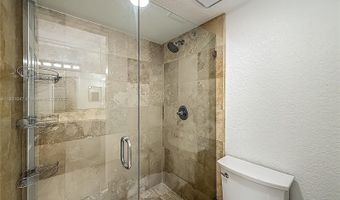 3552 Magellan Cir 122, Aventura, FL 33180