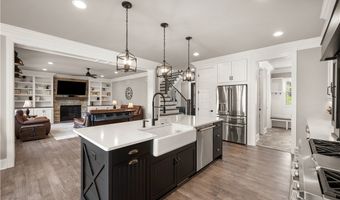 131 Woodford Dr, Adams Twp., PA 16033