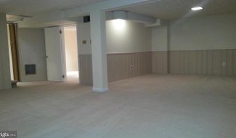 5100 10TH St N, Arlington, VA 22205