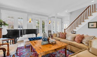 15 Liberty St, Chester, CT 06412