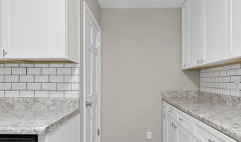 208 SHAMROCK Rd, Anniston, AL 36207