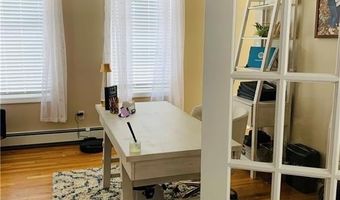 20 Canton Ct, Cranston, RI 02921