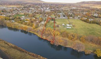 805 Babs Ave, Benton City, WA 99320