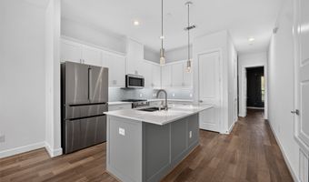 5015 Meridian Ln 2102, Addison, TX 75001