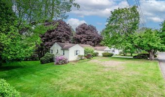 34 Valerie Ln, Danbury, CT 06811