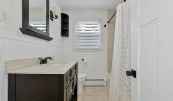 122 Thompson St, Boston, MA 02136