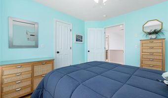 61 Schooner Cove Ln, Narragansett, RI 02882