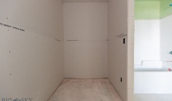 500 Spaniel Ln, Belgrade, MT 59714