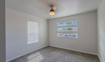 415 Valle Los Nogales Dr, Socorro, TX 79927