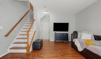 20430 CHETWOOD Ter, Ashburn, VA 20147
