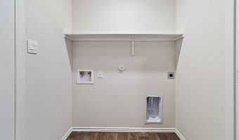 1010 Bluegill Ln, Alvin, TX 77511