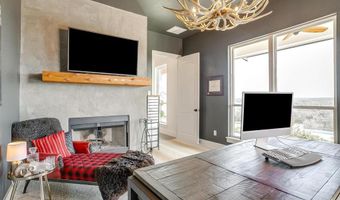 160 E Bluff Ln, Millsap, TX 76066