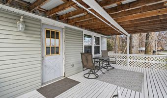 2896 Plattevale Dr, Ashland, NE 68003