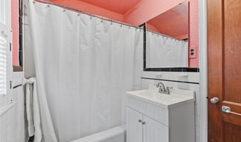 91 Ireland Pl, Amityville, NY 11701
