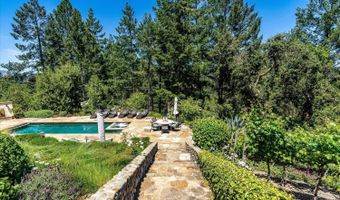 1315 Crestmont Dr, Angwin, CA 94508