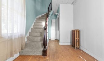 19 Elm St, Ansonia, CT 06401