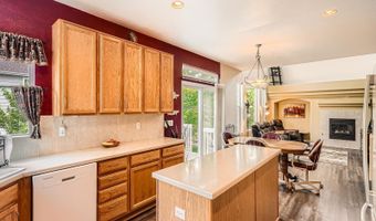 24519 E Louisiana Cir, Aurora, CO 80018