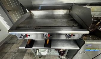 23 S Main St, Athens, ME 04912
