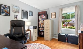 1 Teakwood Dr, Cumberland, RI 02864