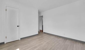 1217 E Cherry St, Altus, OK 73521