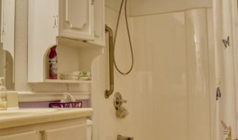 921 W WEILAND Ave, Appleton, WI 54914