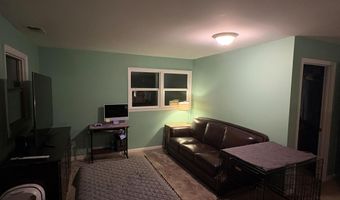 710 Hildebrand Dr, Bonneau, SC 29431