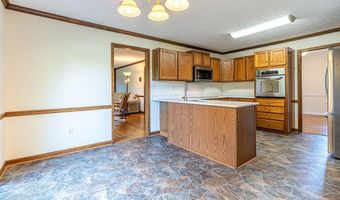 20010 Oakwood Dr, Abingdon, VA 24211