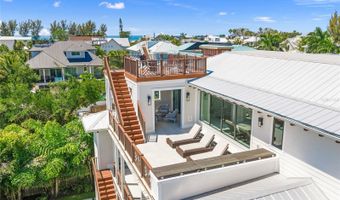 209 WILLOW Ave, Anna Maria, FL 34216