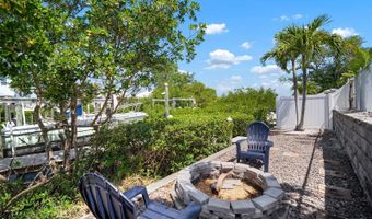 424 BAHAMA GRANDE Blvd, Apollo Beach, FL 33572