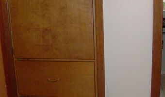 912 NE 10th Ave, Aberdeen, SD 57401